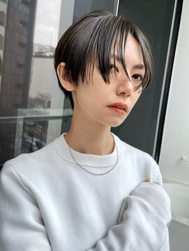 イトシテ 内巻き×ハンサムショート×シルバーアッシュ【本多身和子】