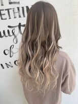 ヘアーデザインルアナ(Hair design Luana.)&nbsp;エクステグラデーション(ホワイトミルクティー)