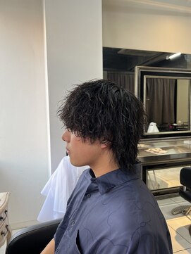 アイズ 海老名(AIZU) 波巻きツイストスパイラルパーマ　メンズウルフ　メンズパーマ