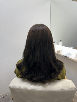 エクラートリアン 藤沢店(ECLART Lien) オリーブカラー☆コテ巻き