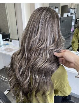 ウル 岡山駅店(ULu.) 髪質改善ハイトーンバレイヤージュハイライトブリーチ岡山倉敷