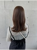 ナチュラルカラーx 切りっぱなし外はねスタイル20代30代40代