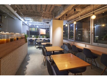シュプール ダブル ラウンジ(SPUR W-Lounge)の写真