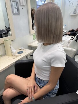 ラピス 池袋(Lapis) ホワイトグレージュ×ボブstyle