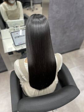 シンシア ドゥエ 新宿(CYNTHIA DUE) 【CYNTHIA/irisu】 黒髪カタログ/クラゲヘアー