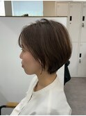小顔見せミニボブ切りっぱなしボブくびれボブ前髪あり外はね丸み
