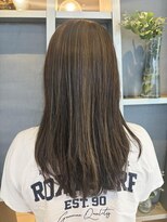 ヴィサージュプラス(VISAGE plus)&nbsp;艶カラー×ハイライトで透明感大人ヘア