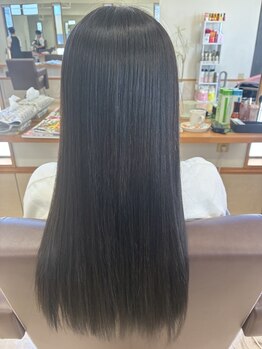 こころの写真/【高崎市筑縄町】クセの度合いや髪質を見極めて毛先まで自然なストレートを実現。触れたくなる艶髪へア