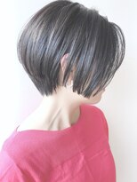 モリオフロムロンドン 原宿本店(morio from London)&nbsp;【モリオ原宿】黒髪前下がりショートボブ前髪なしくびれショート