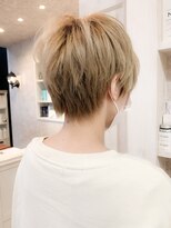 キャアリー(Caary)&nbsp;福山市 美容院室人気ショートヘアCaary　イルミナカラー