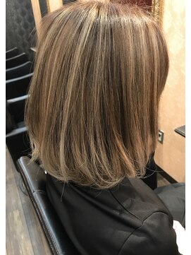 ネウィ 秋田(newi) ハイトーンカラー/インナーカラー/ケアブリーチ/髪質改善