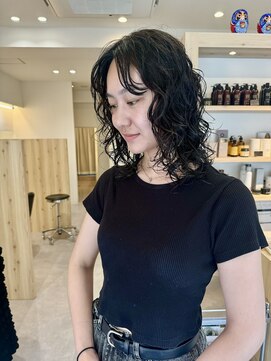 ソウ(sou) 【ｓｏｕ】パーマ　ウルフ　ハードパーマ10代20代30代40代