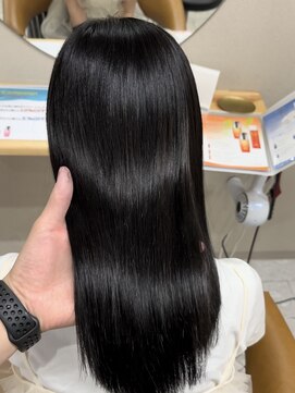 シカ 神戸三宮元町店(Cica) 神戸　三ノ宮　元町　髪質改善　 透明感カラー