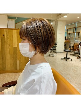 トッカ ヘアアンドトリートメント 難波店 小顔似合わせカット愛されクールショート20代/30代40代50代/難波