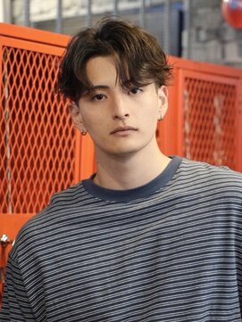 ダグラスヘア イーストサイド 岐阜 岐南(Douglas hair East side) 【メンズパーマ】ニュアンスセンターパート（1）