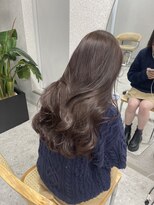 リリー(Lilley) くすみベージュ×姫カットレイヤー×韓国風巻き【ayana】