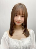 小顔 前髪 レイヤーカット ホワイトグレージュ"