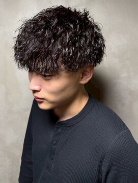 ディスイズバーバーサード(THIS IS BARBER 3rd) ツイスパ 束感ショート ツーブロックマッシュ 20代 30代