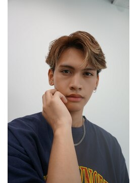 ステラ(STELLA) 外国人風メンズハイライト