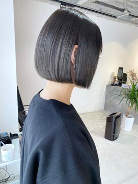 セイル(Sail) グランマッシュチャコールグレージュボブ