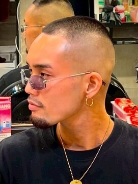 ビンゴ(BINGO) 2301黒髪刈り上げスキンフェードスパイキーベリーショートボウズ