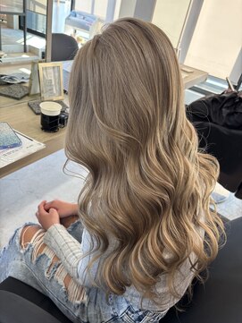 リア 近鉄八尾店(Lia) ダブルカラー