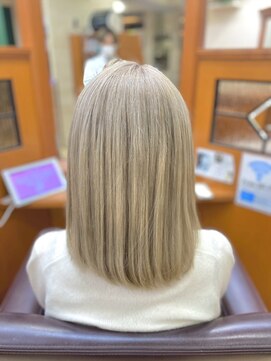 ピュア ポイント 和光店(PURE POINT) ハイトーンボブ