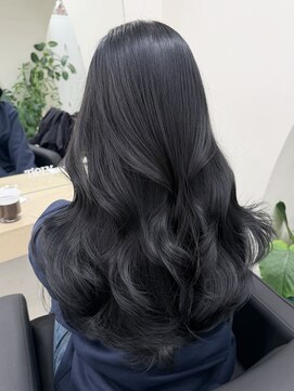 ティエリー 新宿(Tiely) グレージュ/ブルーブラック/髪質改善/髪質改善トリートメント