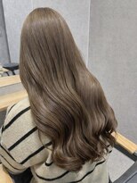 フィガロ バイ テイラー(FIGARO by Taylor) 艶めく美髪で魅せる、上品くびれロング