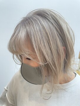 リリー ヘアーアンドビューティー(Lily) ハイトーンカラーブリーチ3回必要です☆