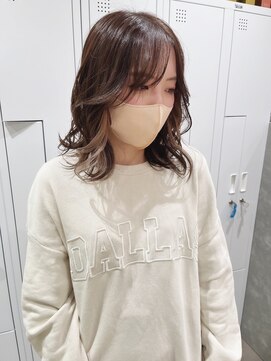 チェレ オレ 新金岡店(Chere ore) 20代30代顔周りレイヤー/インナーカラー/ミルクティーベージュ