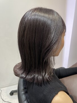 エレノア 梅田店(Eleanor) 透明感インナーカラー