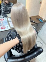 リエンスクレア(RIENS xrea)&nbsp;ミルクティーベージュ×山内一樹