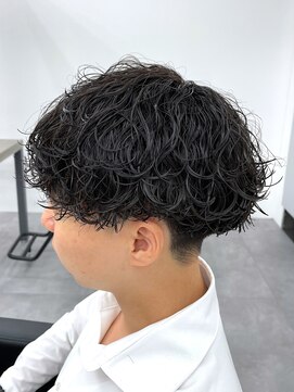 ノイセル 心斎橋(Noisyle) guest snap　刈り上げ前下がりマッシュ×波巻きパーマ