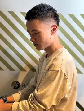 バーバーバー アカバネ(BARBER-BAR AKABANE) 伸ばしかけにもおしゃれなボウズ ベリーショート#3