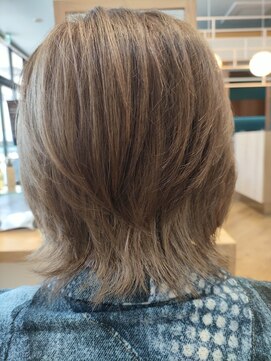 カシータフロル 守山(Casita flor) ミディアムレイヤー