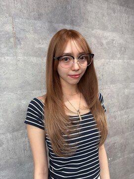 ルイス(L'wis) ザクッとレイヤーカットが可愛い、ミルクティーベージュ！！