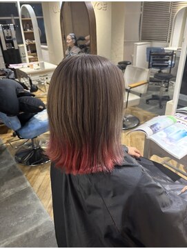 アンバーロイス 綱島(umber royce) ボブ×カシスピンク mana