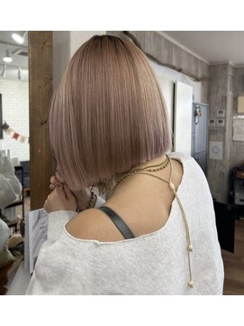 ココテラス(coco terrace) ハイトーンボブ/ミルクティーベージュ/ブリーチ