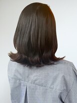 ティアトロアンドリミテバイティアトロ(teatro&limite by teatro)&nbsp;ミディアムレイヤー ウルフカット 外ハネ ラベンダーベージュ