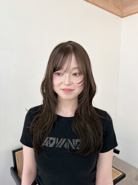 オルセン(OLSEN) レイヤー/ミディアム・ロング/20代/顔周り/ブラウンベージュ