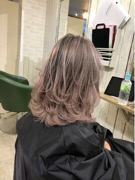 ベル 亀戸 錦糸町(Belle) トリプルカラー shadow roots