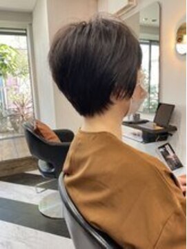 アフロディーテギンザ 神保町(APHRODITE GINZA) カール/セミディ/シアーカラー/姫カット［御茶ノ水/神保町］