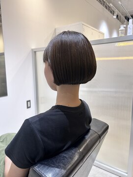 マチルダ(Matilda) ミニボブ back