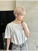 ショート×ホワイトベージュ