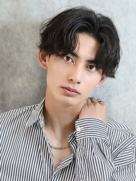 アーリー(Ali'i) ソフトツイストパーマ刈り上げセンターパート