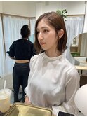 ミディアムボブ