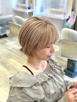 クレス 武蔵浦和店&nbsp;ミルクティーベージュ×ショートボブ