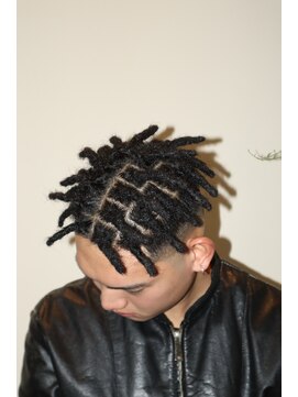 オーディナリーバーバープレース(Ordinary Barber Place) 高円寺/ドレッド／スキンフェード