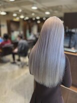 リー ヴィータ 上新庄(Lee Vita)&nbsp;圧倒的なホワイトシルバー☆